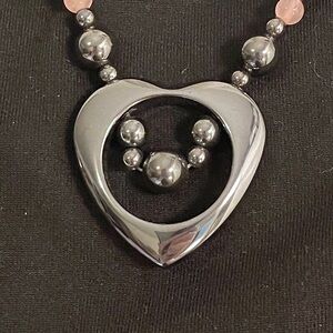 Hematite and Pink accents Heart Pendant Necklace
Beautiful 
18”
Never worn
